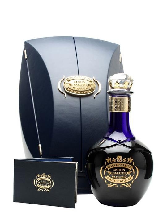 Rượu Chivas 62 Gun Salute