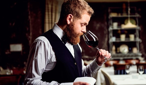 Đánh Giá Rượu Ngoại Sự Lựa Chọn Hoàn Hảo Cho Người Sành Điệu