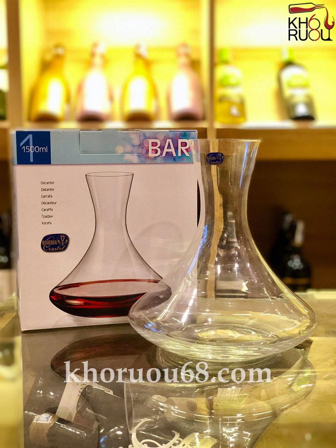 decanter-crystal-bohemiadecanter-crystal-bohemia