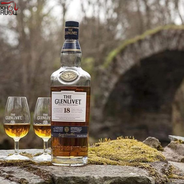 Rượu Glenlivet 18