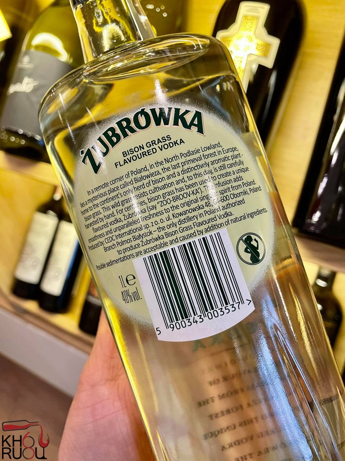 Vodka Cỏ Ba Lan ZUBROWKA BISON GRASS 1L