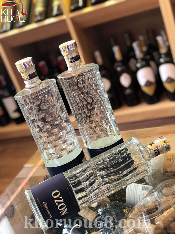 Rượu Vodka Ozon