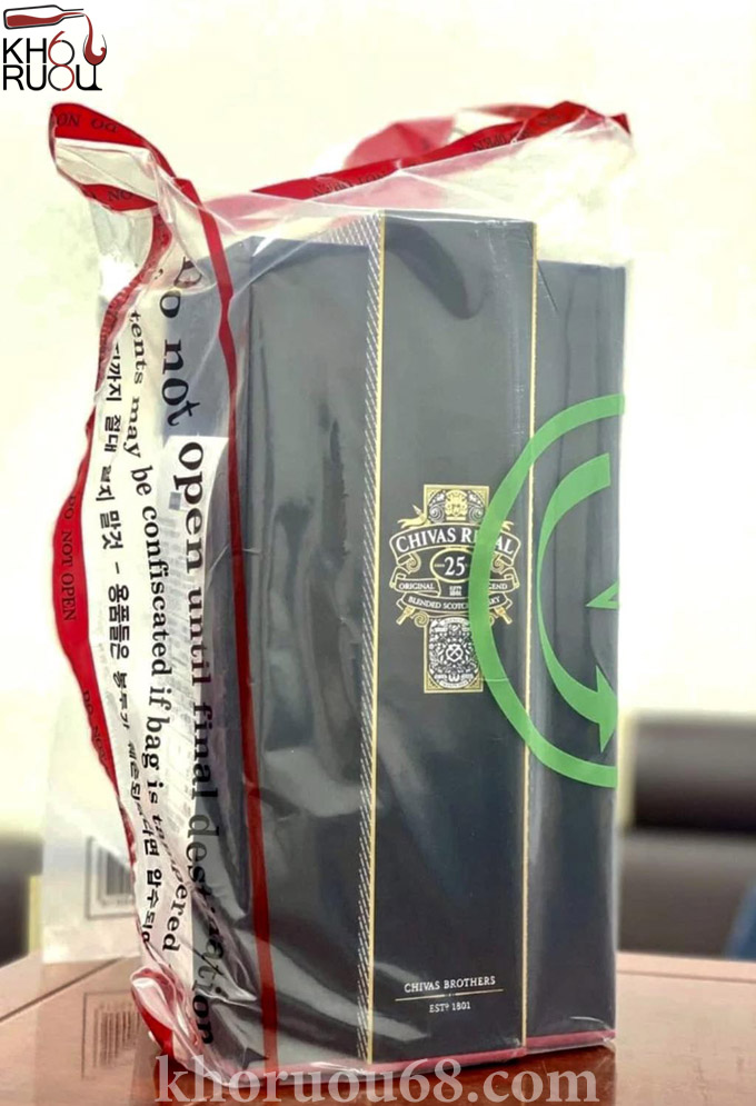 Rượu ngoại Chivas 25 xách tay