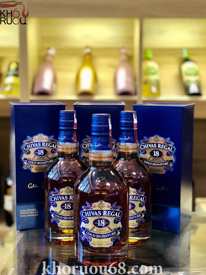 Rượu ngoại Chivas 18 xách tay