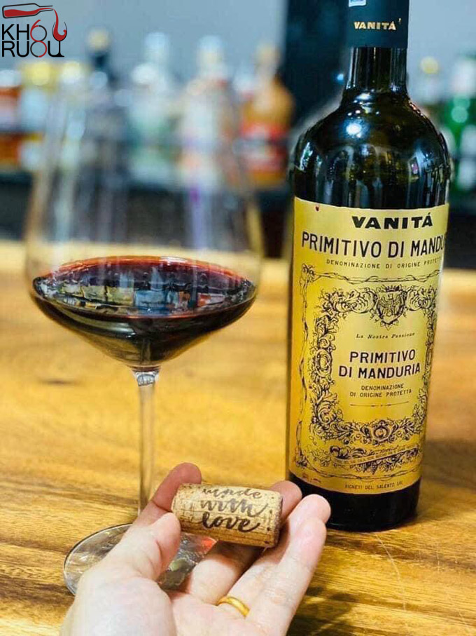 Rượu vang Ý Vanitá Primitivo di Manduria Vendemmia 2020
