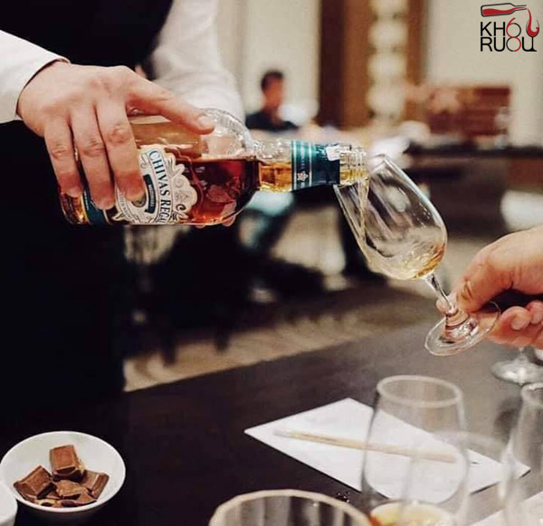 Chivas Xanh Nhật Mizunara