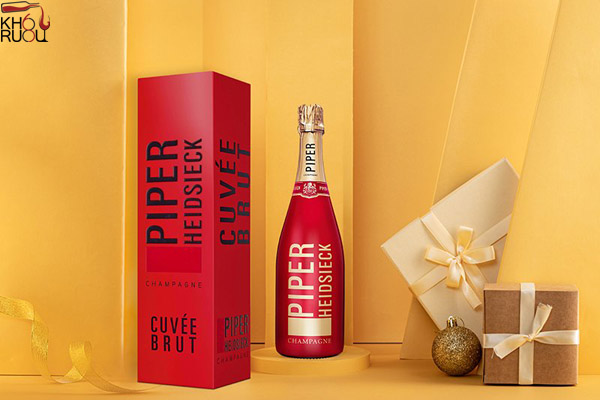 Rượu Champagne Piper Heidsieck Brut in Lifestyle Jacket