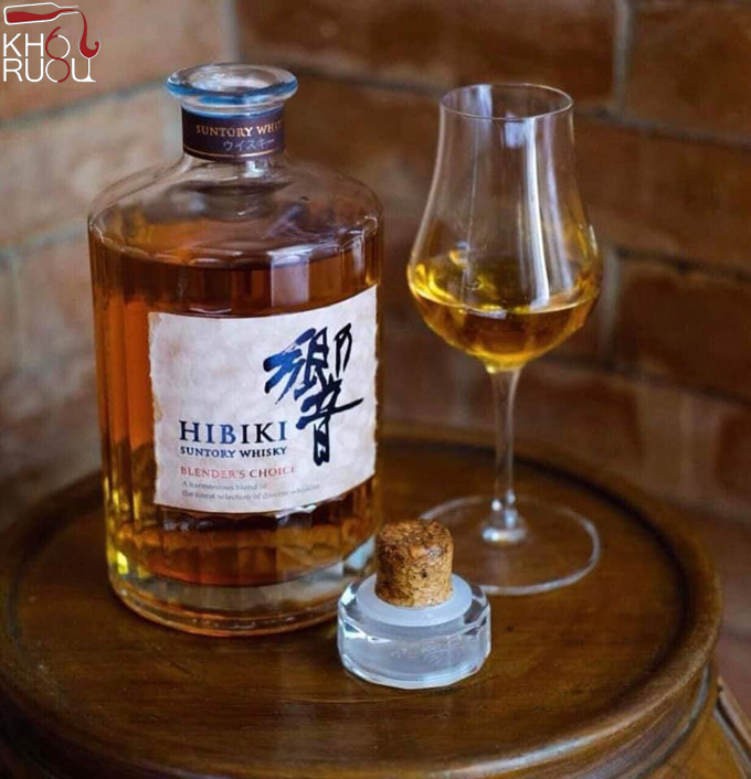 Rượu Hibiki Blender's Choice