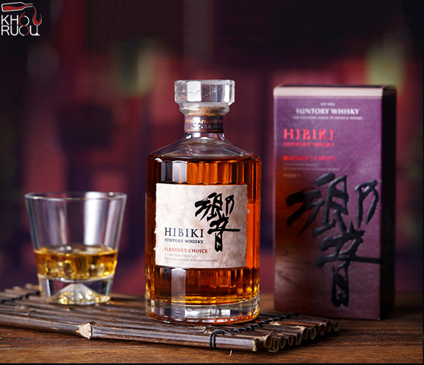 Rượu Hibiki 17 năm