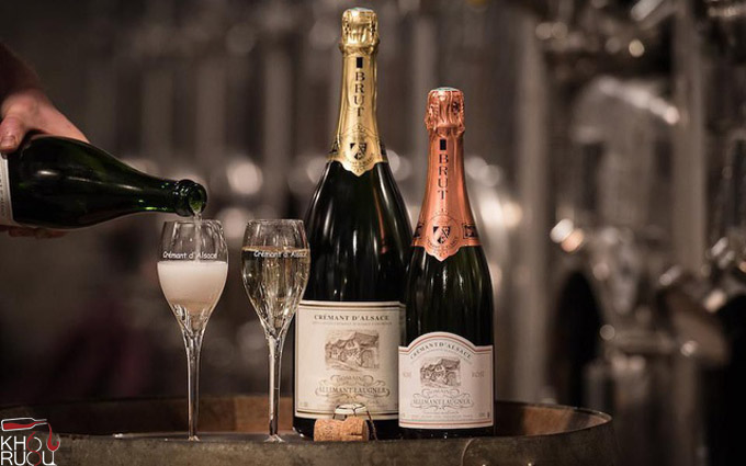 Rượu Champagne giá rẻ - Sự lựa chọn thông minh