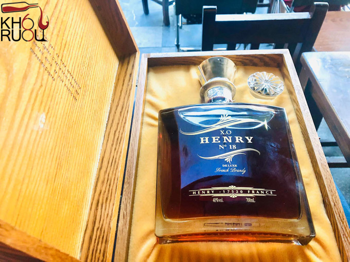 Rượu Brandy XO Henry N18 Deluxe Rượu Brandy XO Henry N18 Deluxe