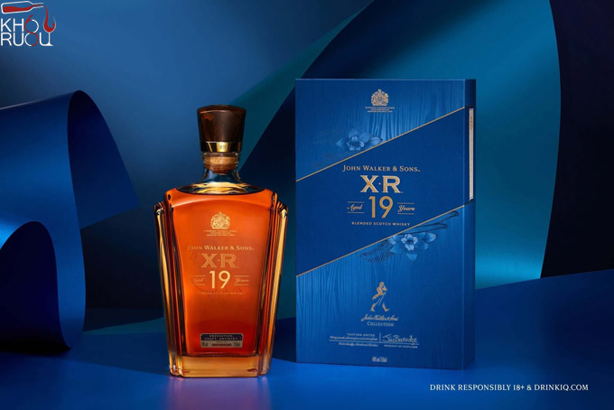 Rượu Johnnie Walker XR 19 Năm