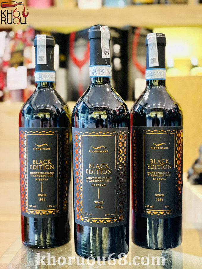 Rượu vang Black Edition Montepulciano