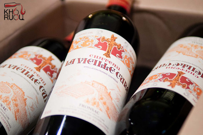 Rượu Vang Pháp Château La Vieille Cure 2018