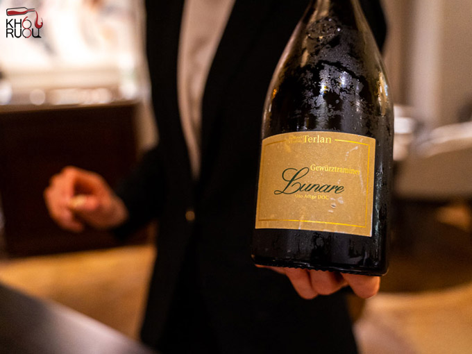 Rượu Vang Ý Lunare Gewurztraminer 2018 Rượu vang Ý Lunare Gewurztraminer 2018