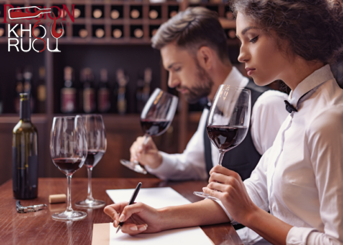 Mẹo Nếm Thử Rượu Vang Như Chuyên Gia