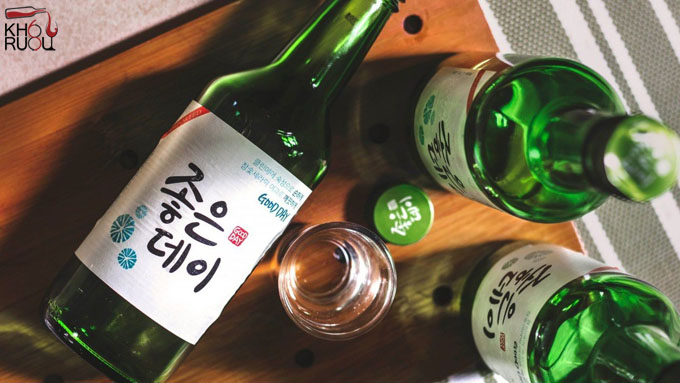 Tìm hiểu về rượu ngoại Hàn Quốc rượu Soju