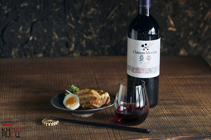 Đánh giá các loại rượu vang đỏ nhật bản Chateau Mercian Pinot Noir