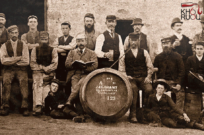 Tìm hiểu về lịch sử thành rượu Whisky