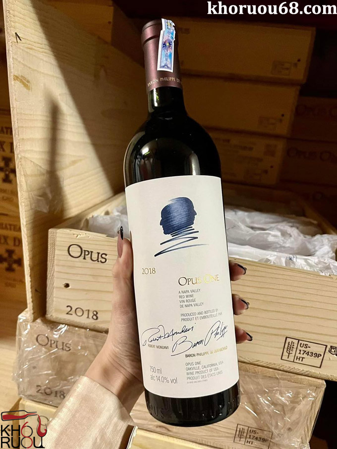 Rượu vang Opus One 2018