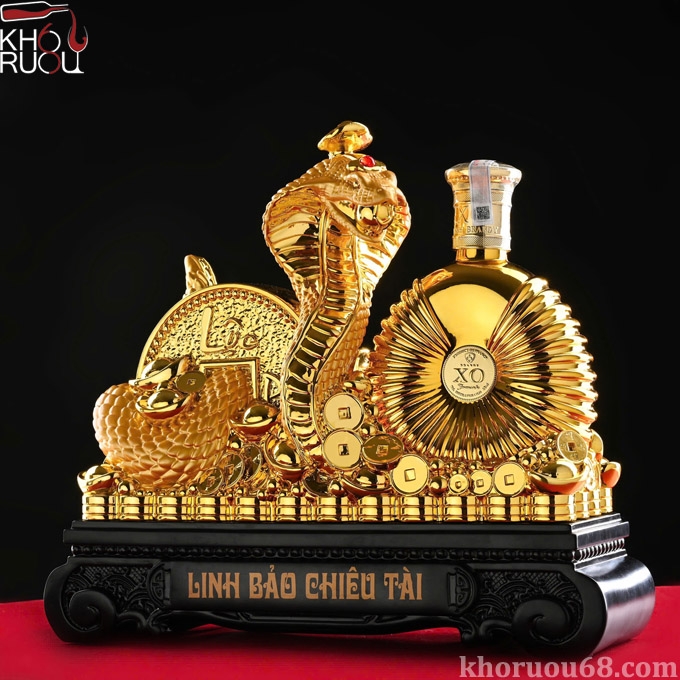 Rượu Linh Vật Rắn 2025 Linh Bảo Chiêu Tài Full Gold
