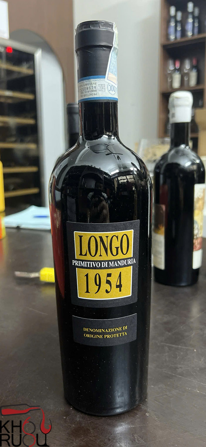 Rượu vang Ý Longo Primitivo di Manduria 1954