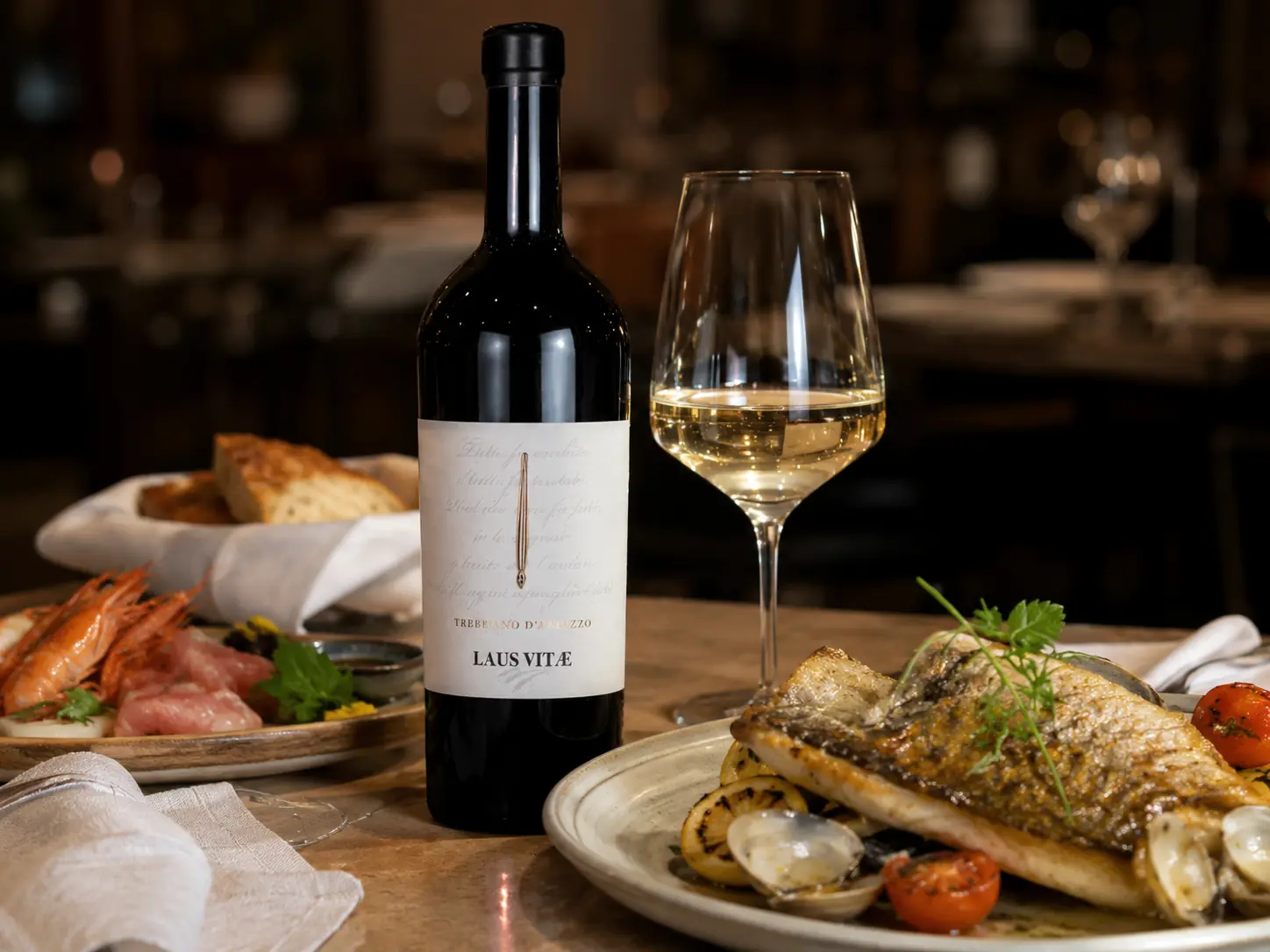 Rượu Vang Laus Vitae Trebbiano kết hợp với món ăn