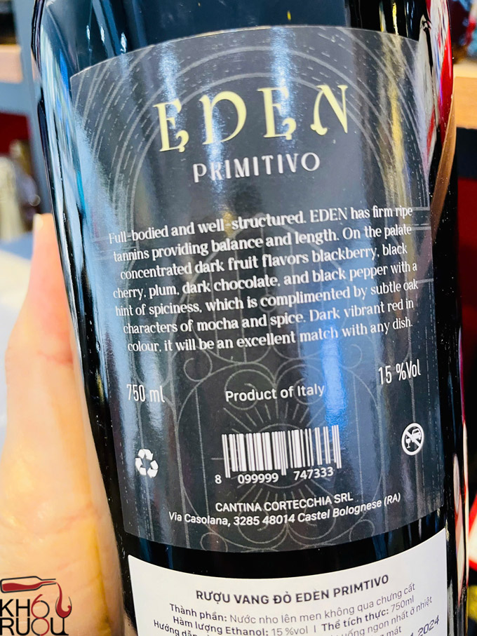 Rượu vang Ý Eden Primitivo hình con rắn