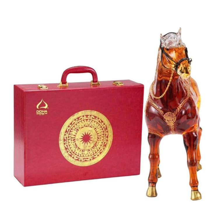 Rượu Ngựa Thủy Tinh ROYAL RICH XO Gold 23K – Quà Tết 2026 Thiết kế nghệ thuật & ý nghĩa biểu tượng “Mã Đáo Thành Công”
