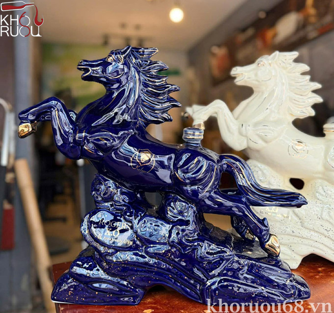 Rượu Linh Vật Ngựa Roger XO 4L