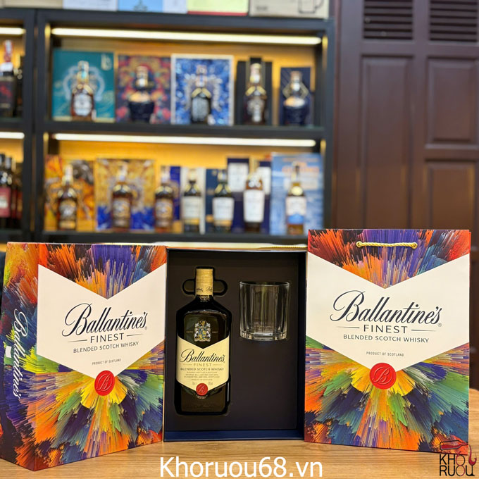 Rượu Whisky Ballantine's Finest 2026