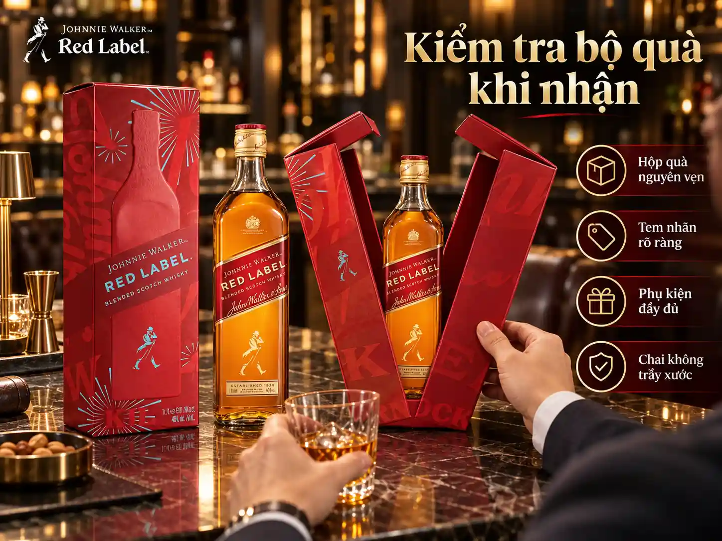 Kiểm tra bộ quà khi nhận